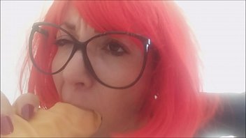 Oh please my dear, come into your sister's mouth!