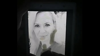 Cum on hot MILF's face