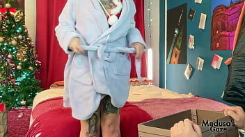 Scarlett Love's Early Christmas Present