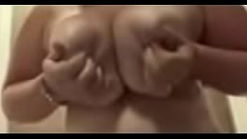 Stephanie's huge titty play