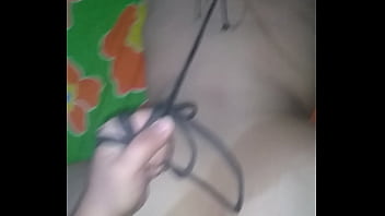 Termine amarrada y cogida como la perra que spy por el amigo de mi esposo