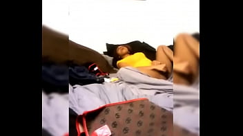 MORENA FLAGRADA NA SIRIRICA (Completo: s2.vc/af15)