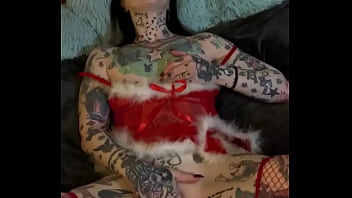 Milf on the Shelf Xmas Solo Orgasm