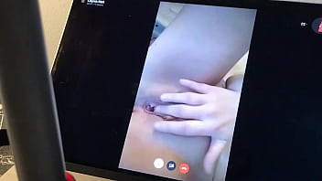 Busty mature doing cybersex with a fan during the pandemic quarantine with Leyva Hot ctdx