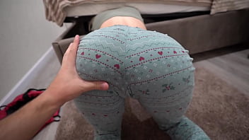 Creampie gift of fate - Stepmom stuck under the bed!