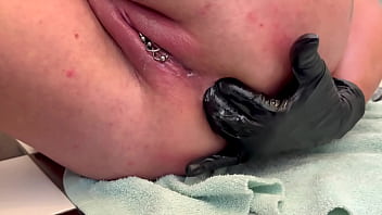 Anal 3 Finger Masturbate and AssHole Working and Pee on the End