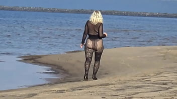 Beach walks in black nylon