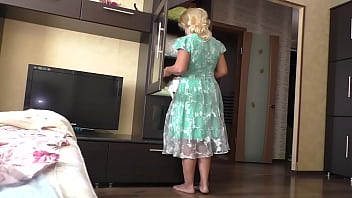 The milf's usual household chores turned into anal sex when she showed her big ass