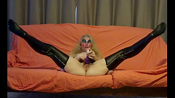 After dance she fucks herself with vibrator orgasm