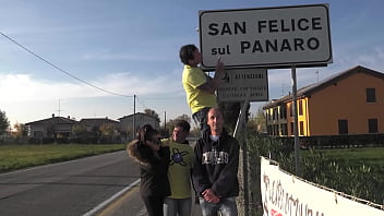 I'm Happy in the Sandwich