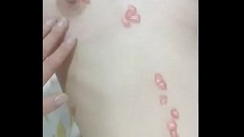 私の体はガールフレンドでいっぱいです