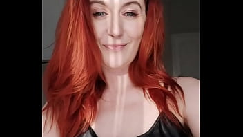 The beauty under the skirt GinnaGg