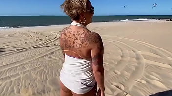 Cassiana Costa atacou um fã e o marido filmou tudo