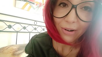 Stepson, you shouldn't tear my clothes off and splash on me! I will tell your