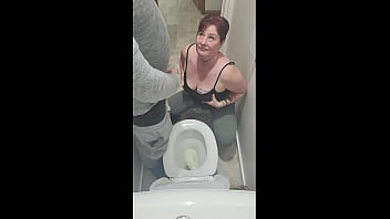 Rank Amateur Toilet Piss Video goes wrong over and over