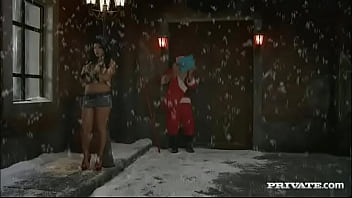 Busty MILF Amanda Bleak Rides Santa until She Cums