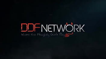 Horny Milf Masturbation: Sexy Babe in Boots Sucks Feet!