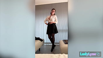 Watch me Squirting in my Panties at LadyLyne