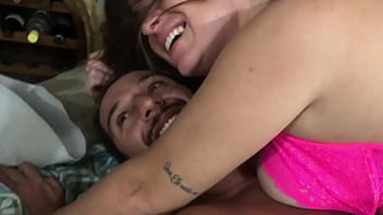 Comi a vizinha fofoqueira pra ver se o problema dela é falta de rola.