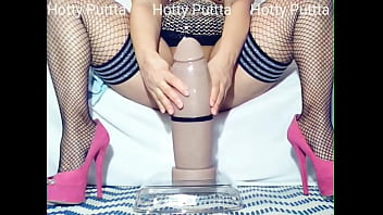 Huge dildo Big toy big pussy