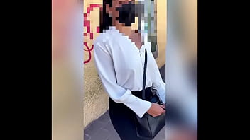 Sexo por DINERO! Le ofrezco DINERO a SEÑORA Mexicana Sumisa que Estaba Esperando su Camión para Irse a Trabajar! Le Doy Dinero para que me la CHUPE en la CALLE y no Vaya a Trabajar! PARTE #1
