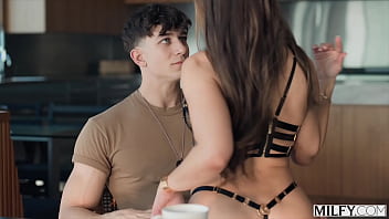 MILFY Cock Crazy Army Wife Melissa Stratton Gets Special Gift From Hubby